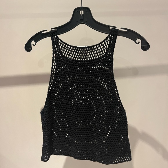 Knitted cropped tank top size medium - Picture 2 of 5